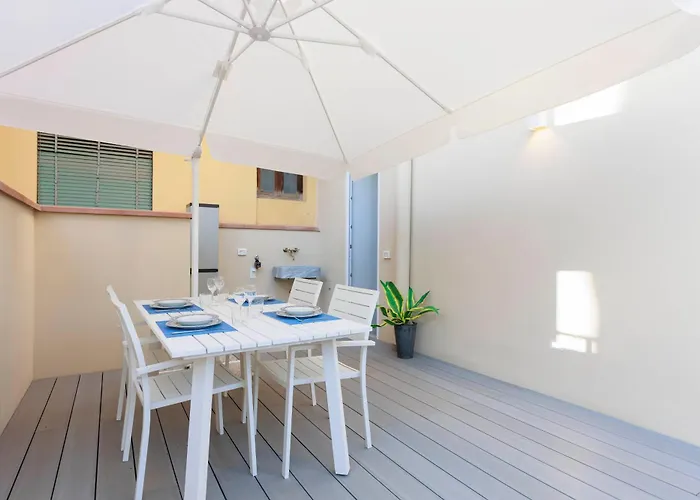 Torrigiani Charming *